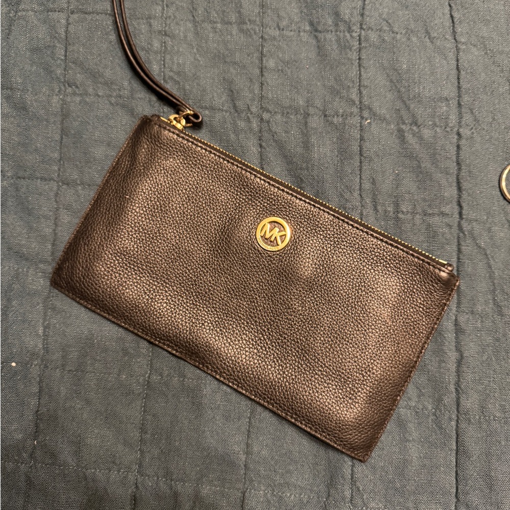 MK Pebbled Leather Black Wristlet Wallet Clutch